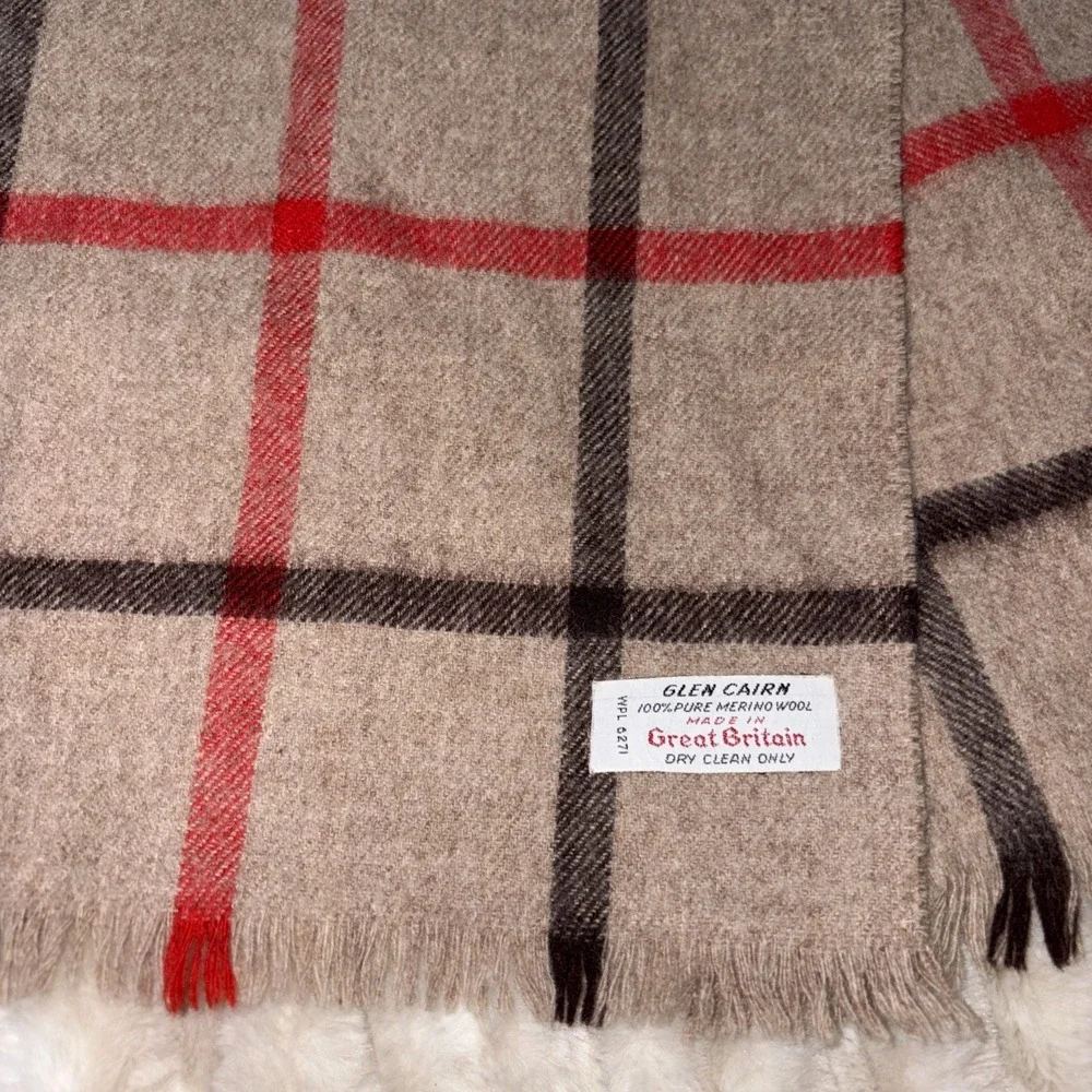 Vintage Glen Cairn Scarf 100% pure merino wool Made In Great Britain Brown Plaid